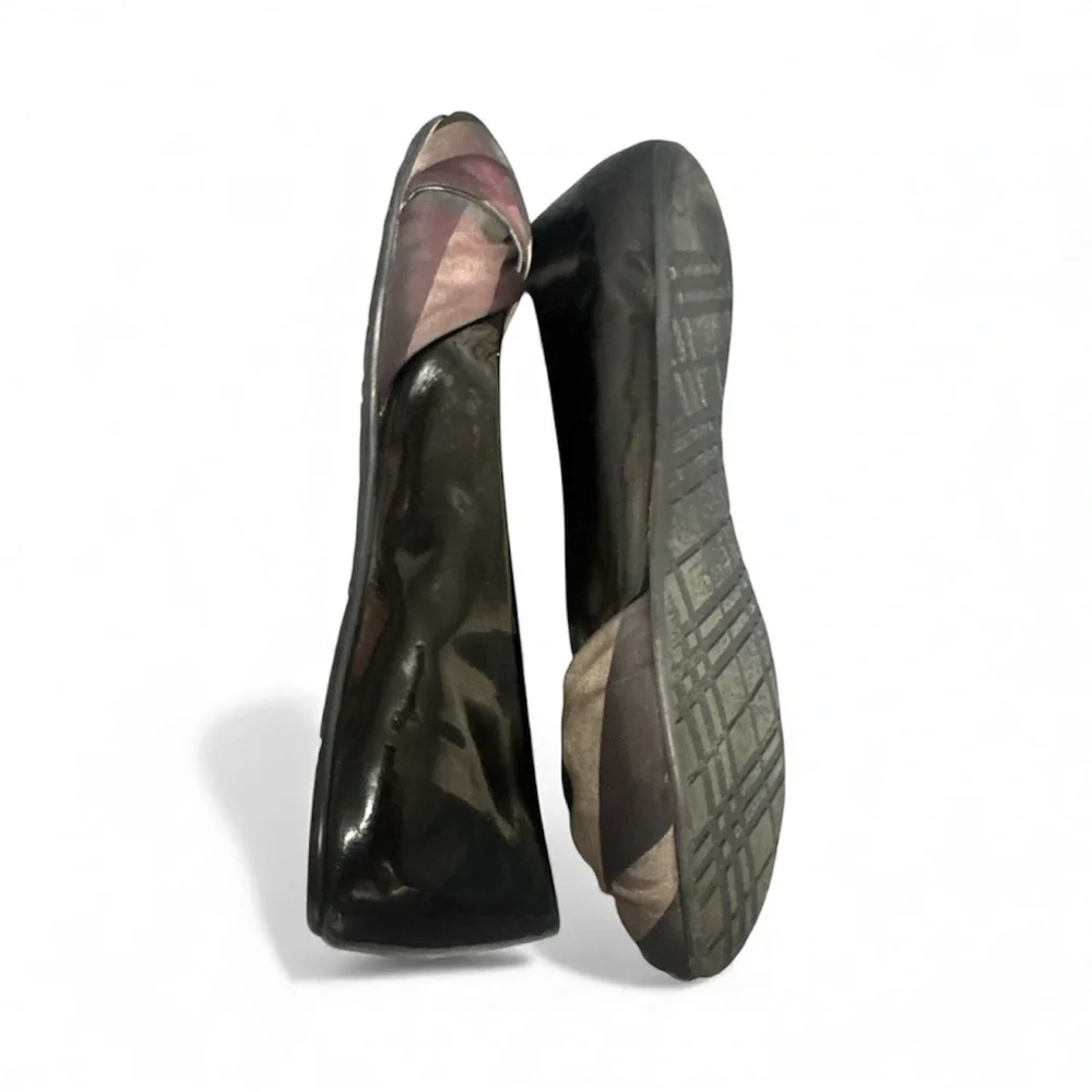 Burberry Black Plaid Knot-Front Ballet Flats - Picture 6 of 15